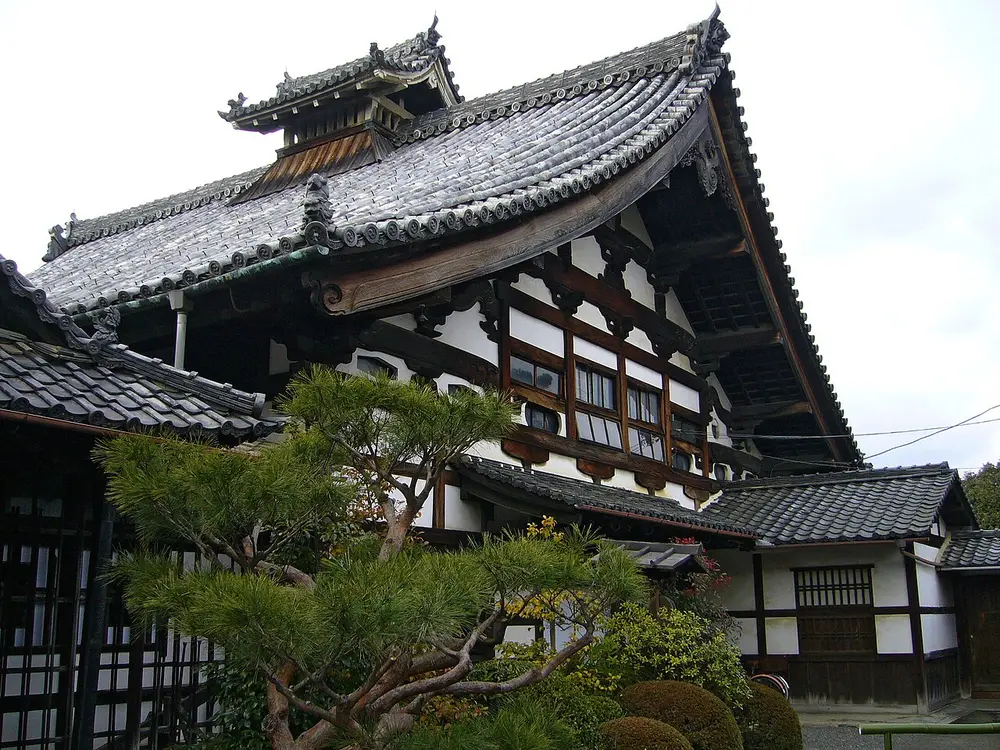 妙心寺 春光院「さざれ石の庭」